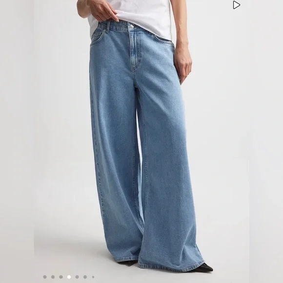 NA-KD Cotton Wide Low Waist Light Blue Jeans size US- 10(L), EU-40 - Picture 4 of 10